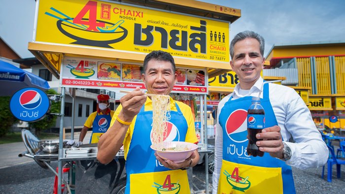 ‘ซันโทรี่ เป๊ปซี่โค’ ขยายฐานลูกค้า จับมือชายสี่บะหมี่เกี๊ยวบุกตลาดทั่วประเทศ
